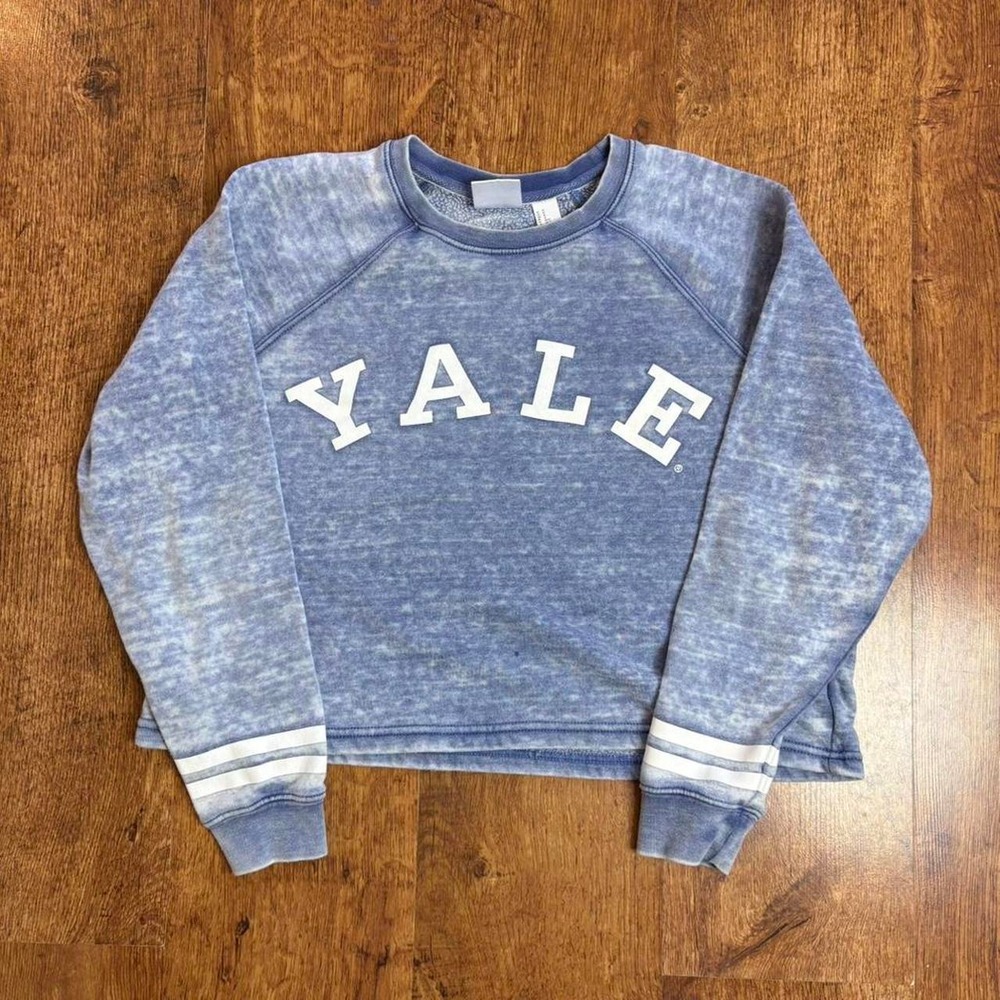 Forever 21 Yale University Blue Acid Wash Cropped Crewneck Sweatshirt Medium